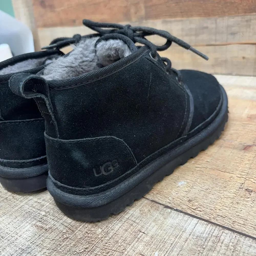UGG Neumel Boots Mens Size 8 41 Black Suede Shearling Lined Chukka Ankle Winter